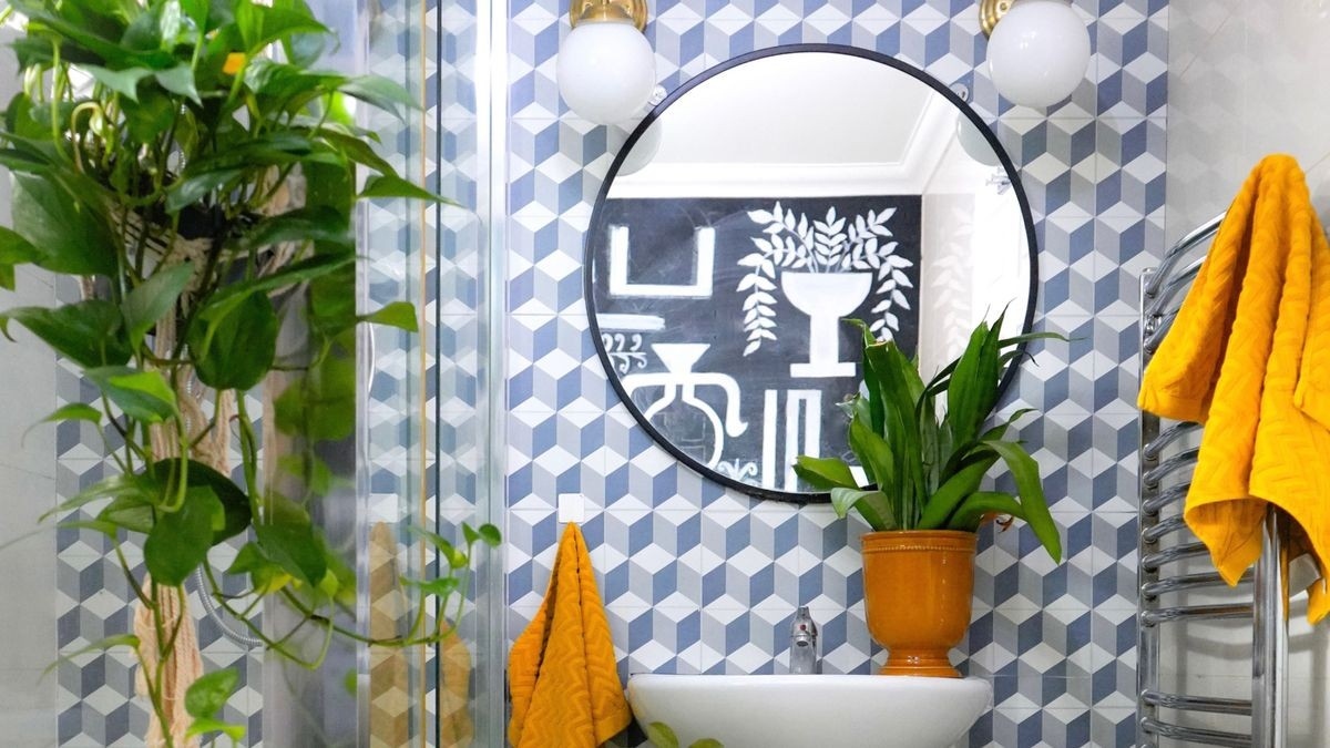 Learn the Constraints Behind an Improvised Adhesive Sconce