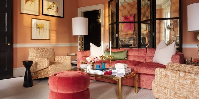 Expand Compact Lounge Seating with Carefully Chosen Pieces
