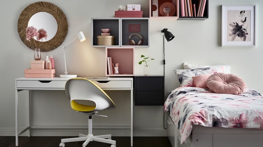 Build a Teen Bedroom Layout from Its Daily Routines