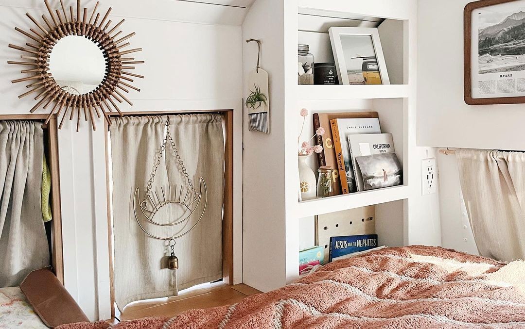 Borrow Area-by-Area Organization from Tiny-Home Living