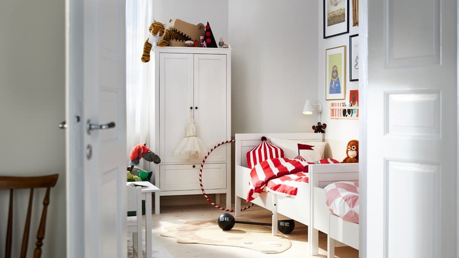 Use Coordinated Furniture to Organize a Shared Family Bedroom